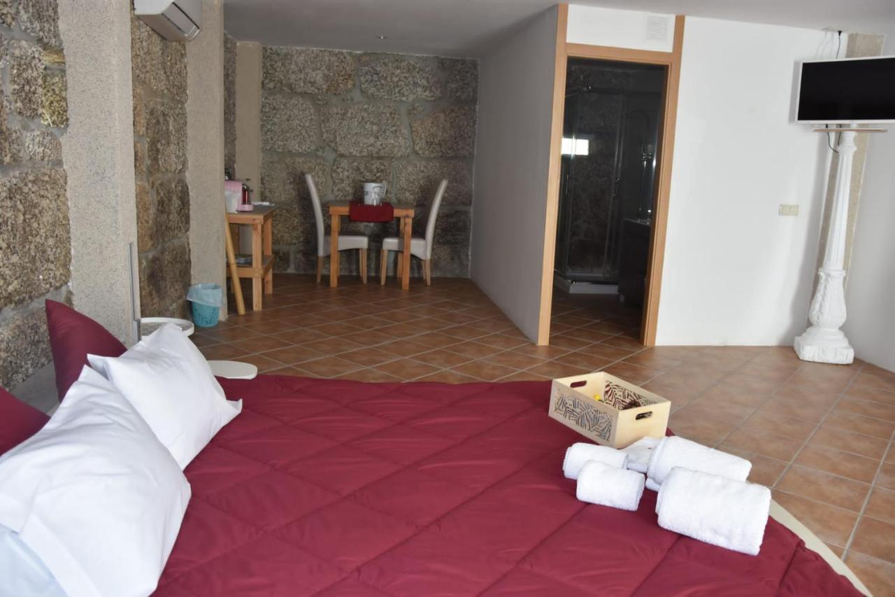 Dignus House Hotel Folhadosa Exterior photo